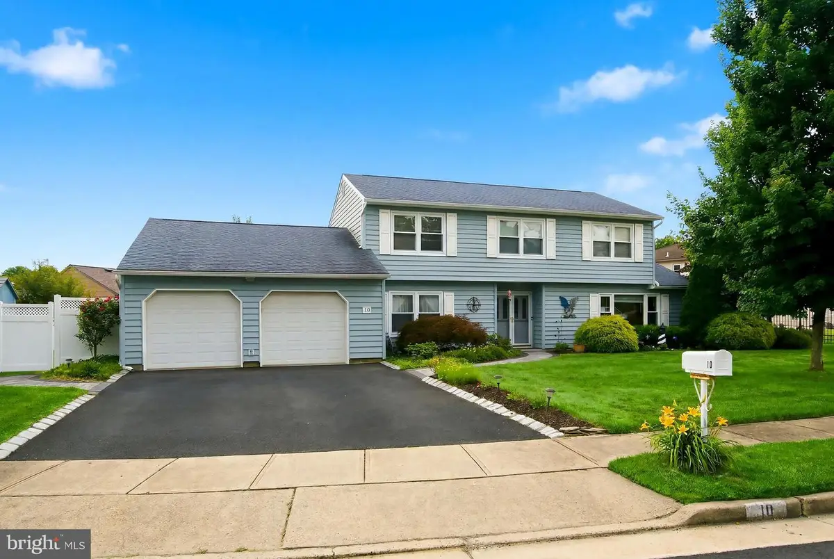 10 George Ave, Monroe, NJ 08831 - #1