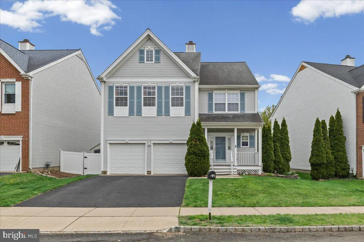 22 Stanford Drive, Kendall Park, NJ 08824 - #1