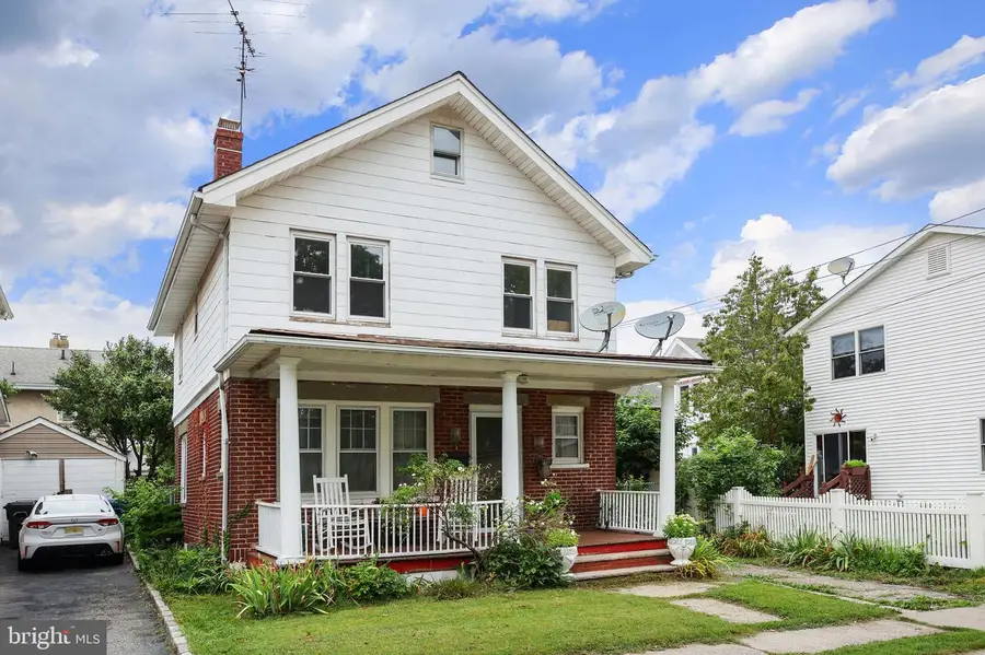 140 Valentine Pl, Woodbridge, NJ 07095 - #3