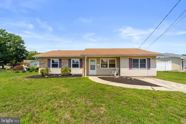 5 Forest Park Ter, MONROE TOWNSHIP, NJ 08831