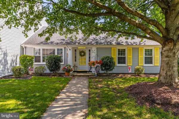 74 Amherst Ln E, MONROE TOWNSHIP, NJ 08831