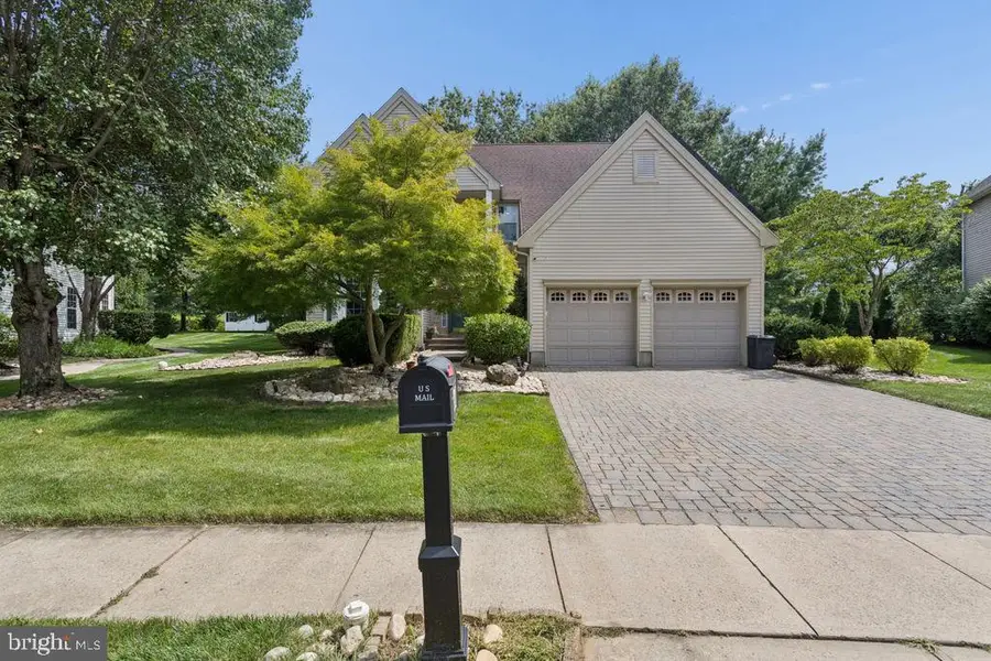 30 Larkspur Dr, Dayton, NJ 08810 - #2