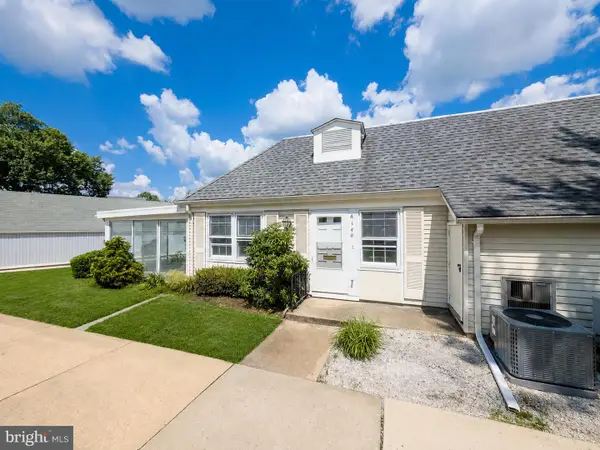 140-a Plymouth Ln, MONROE TOWNSHIP, NJ 08831