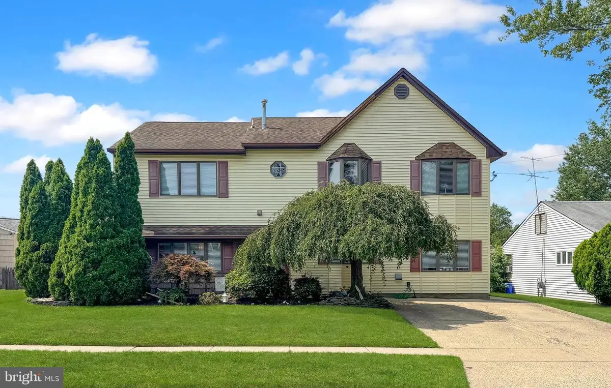 28 Colton Rd, Edison, NJ 08817 - #1