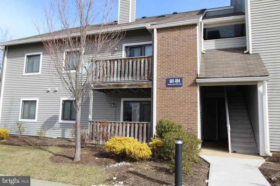 604 Ravens Crest Dr, Plainsboro, NJ 08536 - #2