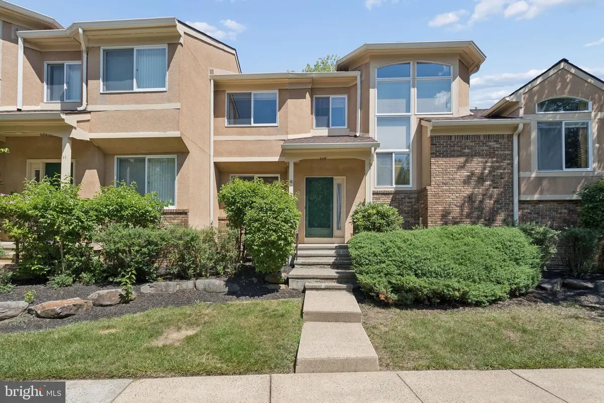 41 Kingsland Cir, Monmouth Junction, NJ 08852 - #1