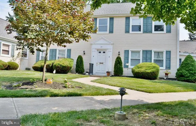 241-b Mayflower Way, Monroe, NJ 08831 - #1