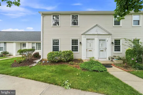 13 Sussex #c, MONROE TOWNSHIP, NJ 08831