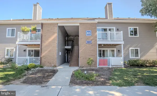 8304 Tamarron Dr, PLAINSBORO, NJ 08536