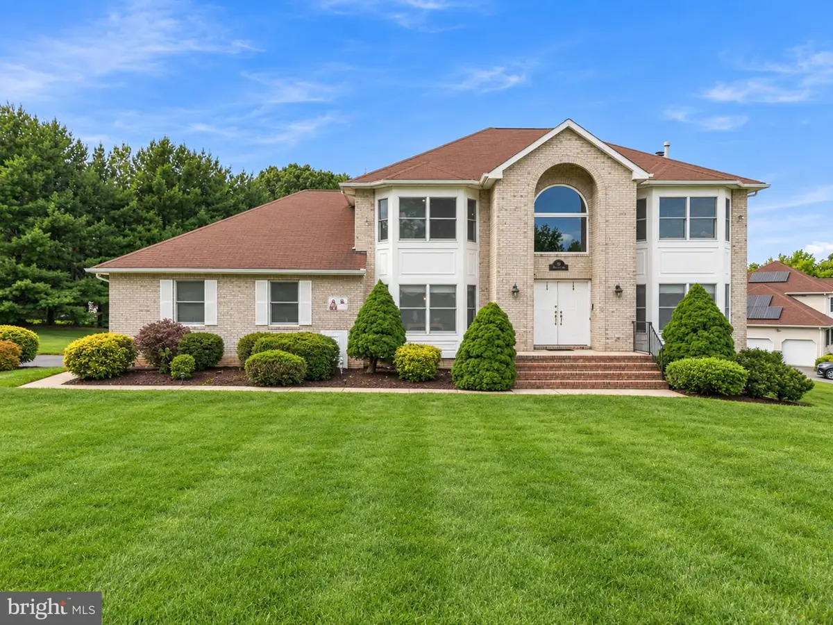 1 Launcelot Dr, Monroe, NJ 08831 - #1