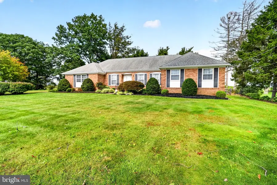 140 Plainsboro Rd, Cranbury, NJ 08512 - #2