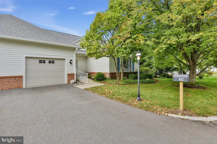 38 Hedge Row Rd, Princeton, NJ 08540 - #2