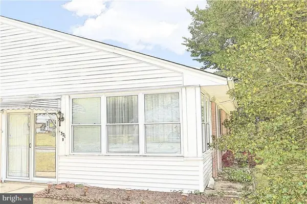 32 Crestwood Pkwy #c, MANCHESTER TOWNSHIP, NJ 08759