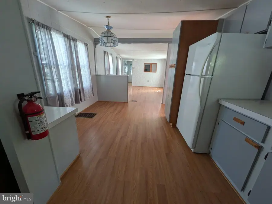 112 Chestnut Dr, Barnegat, NJ 08005 - Image #3