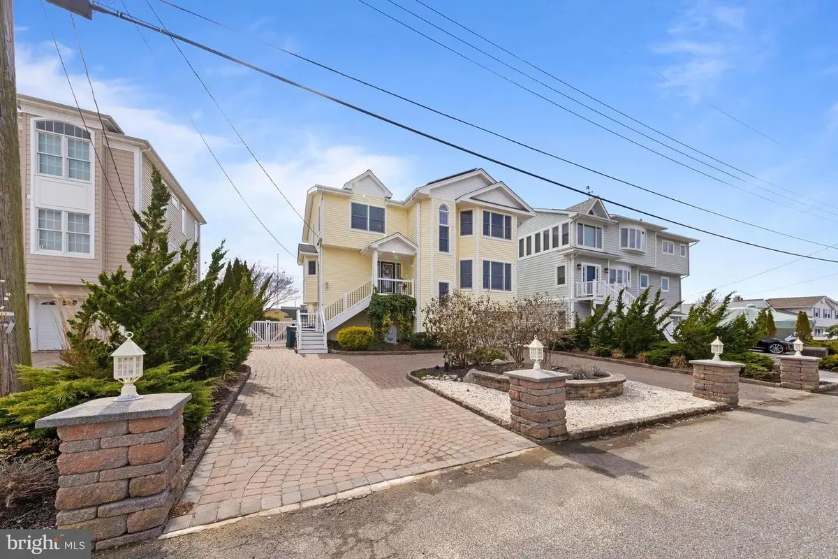 16 Beach Dr, Little Egg Harbor Township, NJ 08087 - Image #1