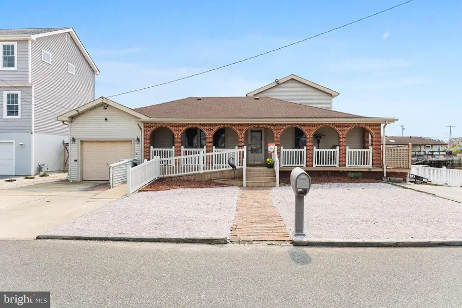 8 N Captains Dr, Tuckerton, NJ 08087 - Image #2