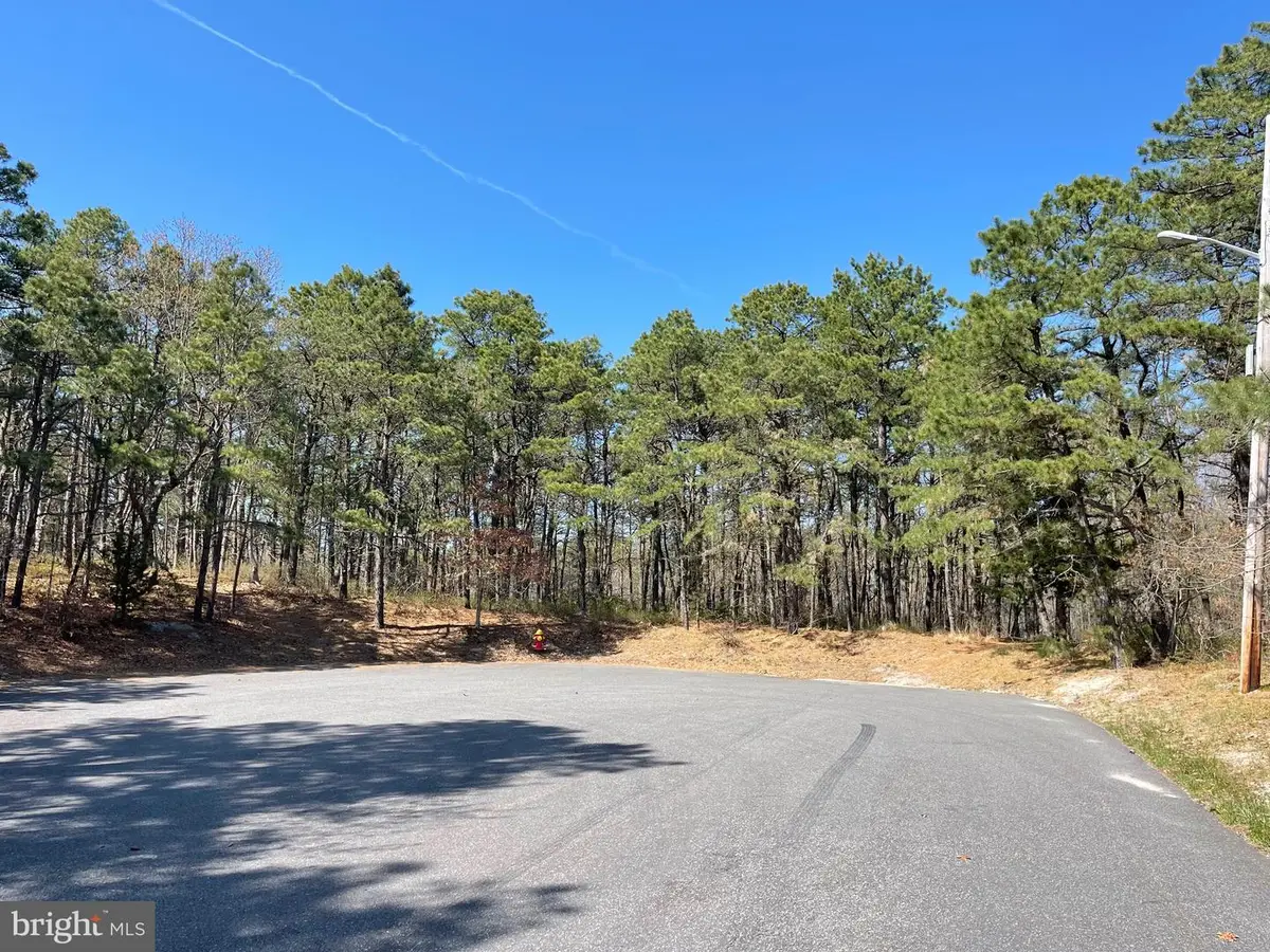 121 Trim Ln, Barnegat, NJ 08005 - Image #1