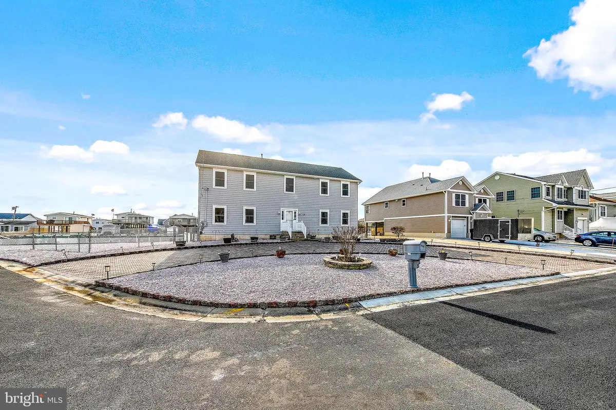 128 E Delaware Dr, Mystic Island, NJ 08087 - Image #1