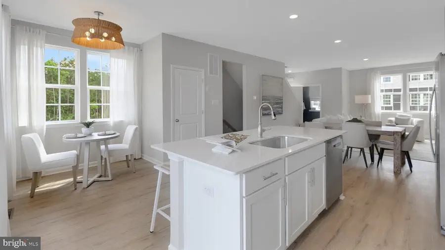 27 Baybreeze Dr, Waretown, NJ 08758 - Image #2