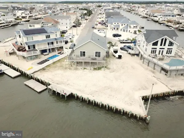 163 Flamingo Rd, TUCKERTON, NJ 08087