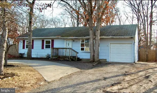 135 Nautilus Dr, MANAHAWKIN, NJ 08050