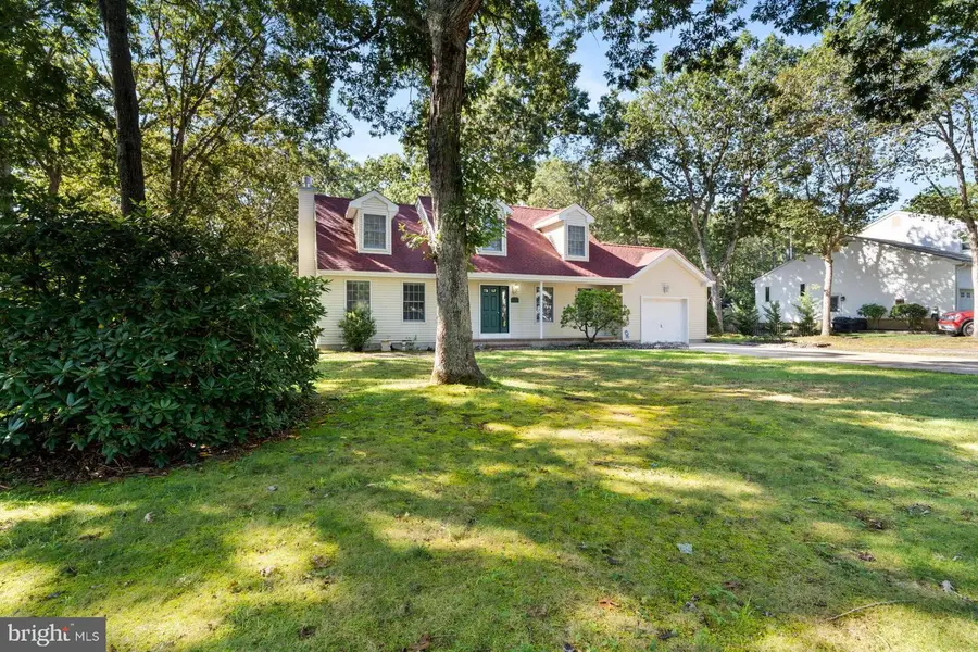 706 Radcliffe Rd, Lanoka Harbor, NJ 08734 - Image #2