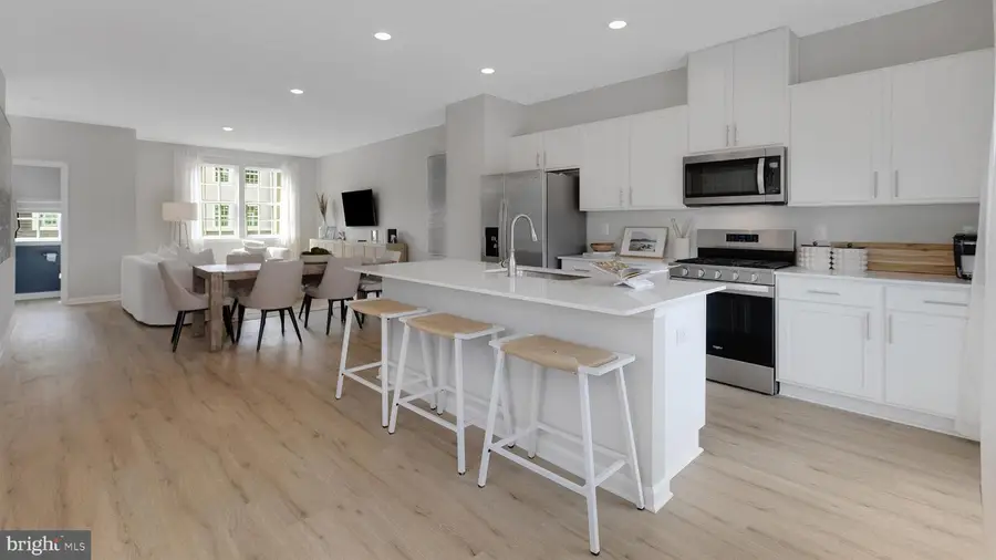 40 Baybreeze Dr, Waretown, NJ 08758 - Image #2