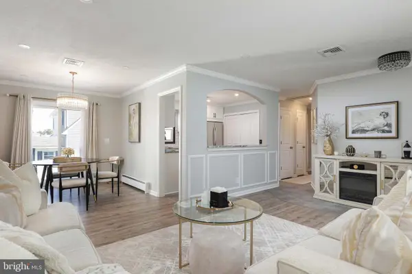 28 Birch St, BEACHWOOD, NJ 08722