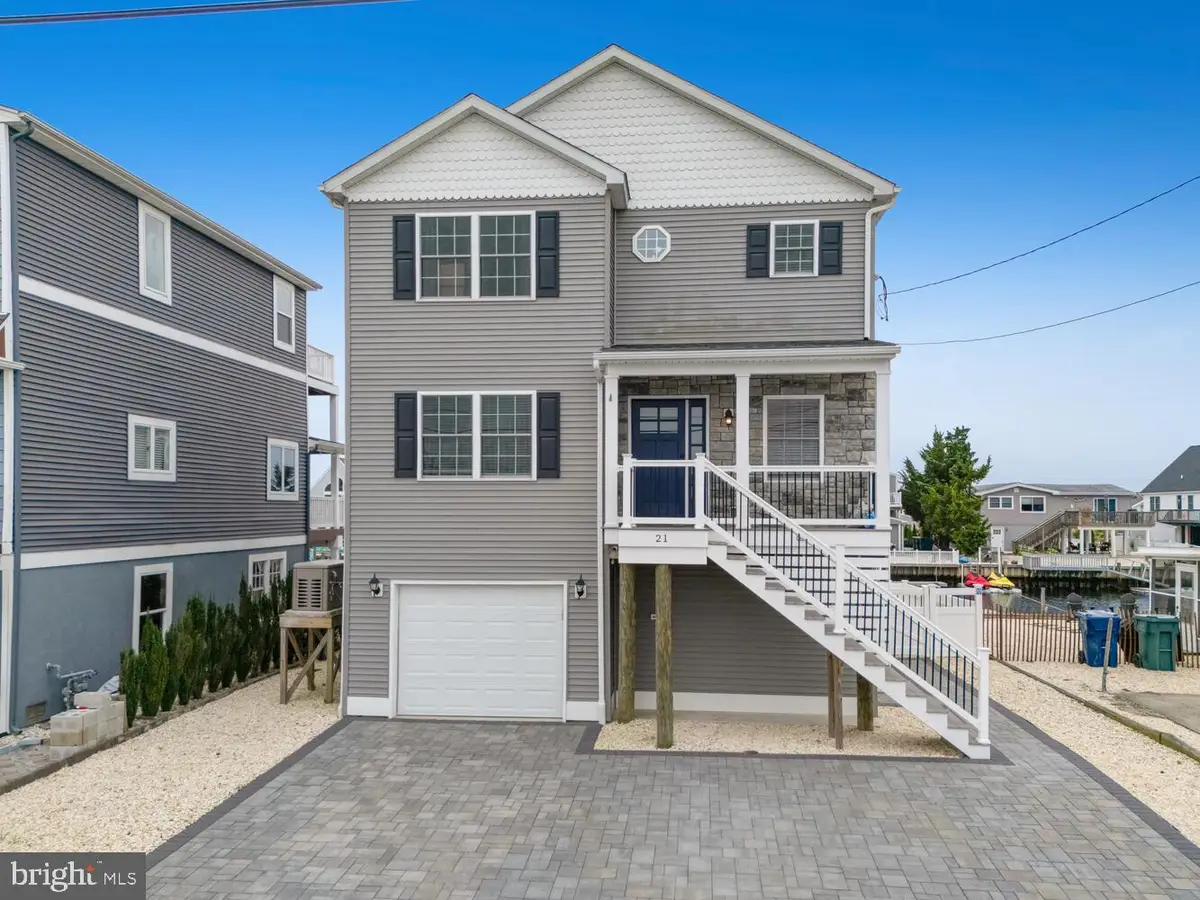 21 Lake St Claire Dr, Little Egg Harbor Township, NJ 08087 - Image #1