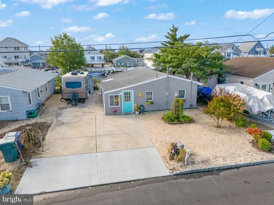 27 Lake Huron Dr, Little Egg Harbor Township, NJ 08087 - Image #3