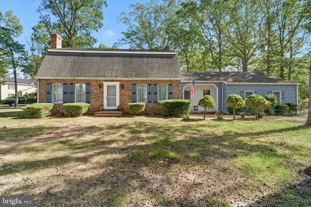 118 N Lakeshore Dr, Manahawkin, NJ 08050 - Image #1