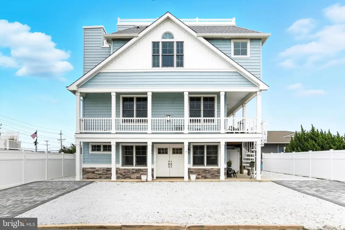 7 E Lavenia, North Beach Haven, NJ 08008 - Image #1