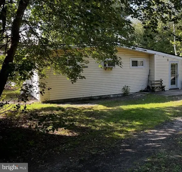 91 S Shore Dr, TUCKERTON, NJ 08087