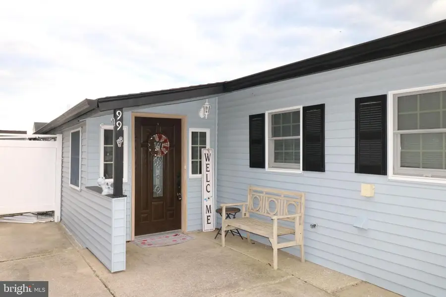 99 Lake Superior Dr, Tuckerton, NJ 08087 - Image #2