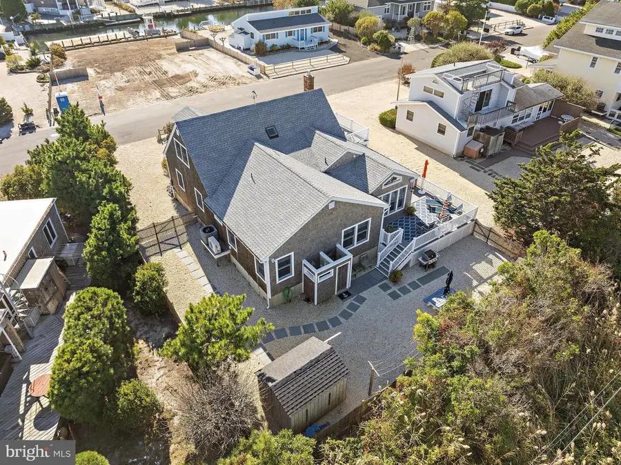 3 Warwick Ave, Harvey Cedars, NJ 08008 - Image #2