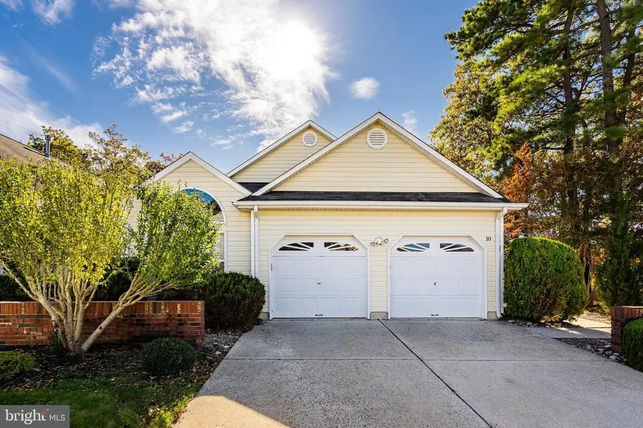 10 Hampton Rd, Manahawkin, NJ 08050 - Image #2