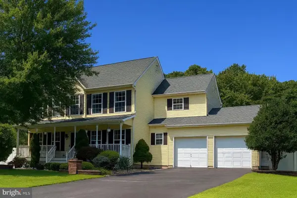 4 River Edge Dr, JACKSON, NJ 08527