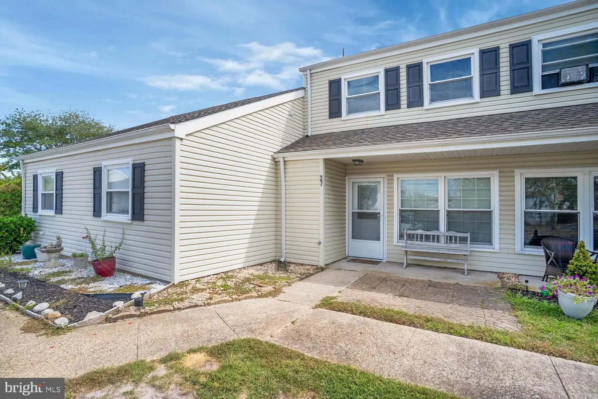 27 Mediterranean Ct, Barnegat, NJ 08005 - Image #1
