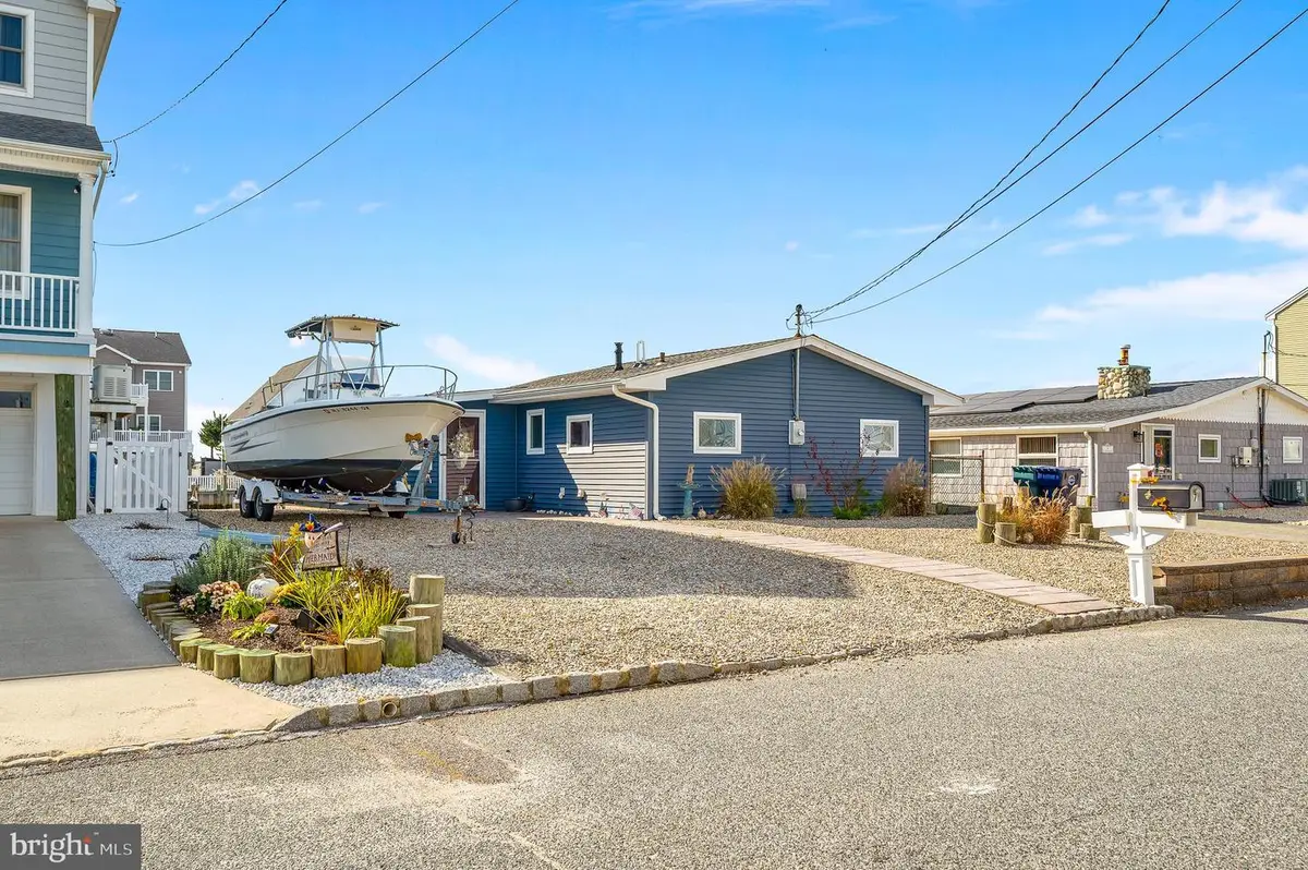 7 W Schuylkill Rd, Little Egg Harbor Township, NJ 08087 - Image #1