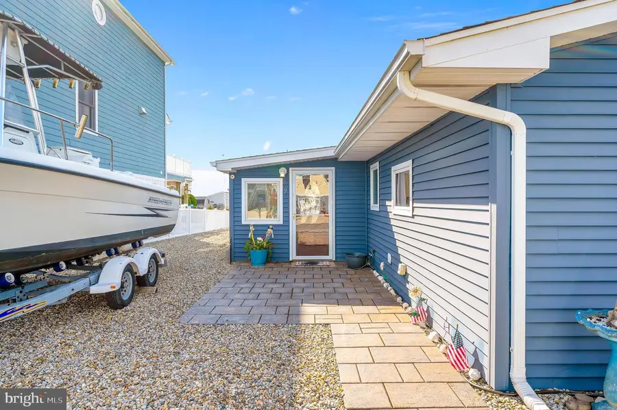 7 W Schuylkill Rd, Little Egg Harbor Township, NJ 08087 - Image #3