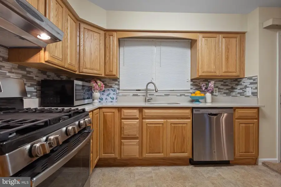 27 Ketch Ct, Tuckerton, NJ 08087 - Image #2