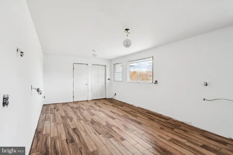 8 Inman Rd, New Egypt, NJ 08533 - #3