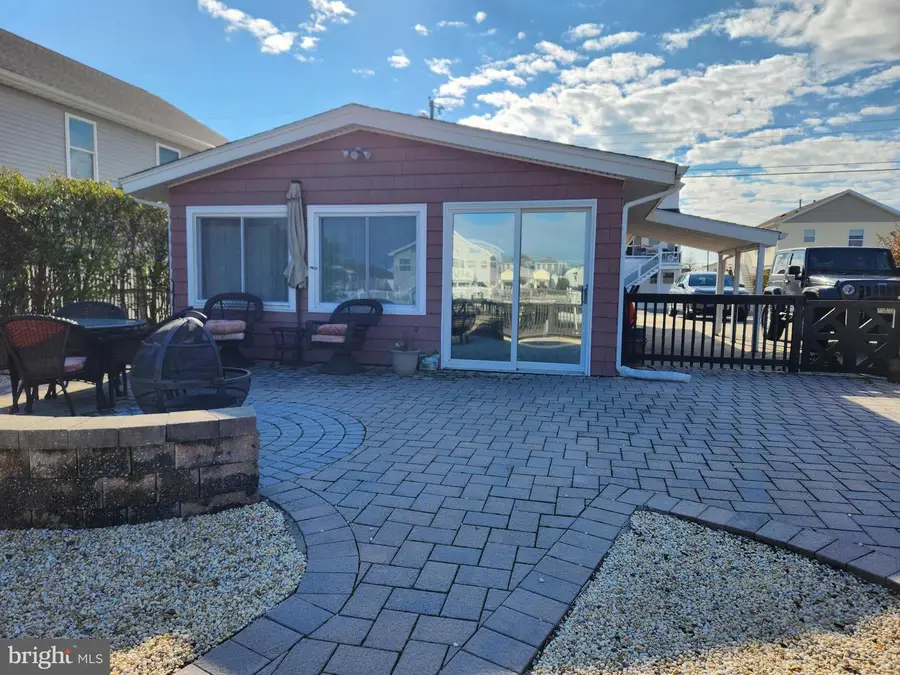 14 W Thames Rd, Little Egg Harbor Township, NJ 08087 - Image #2