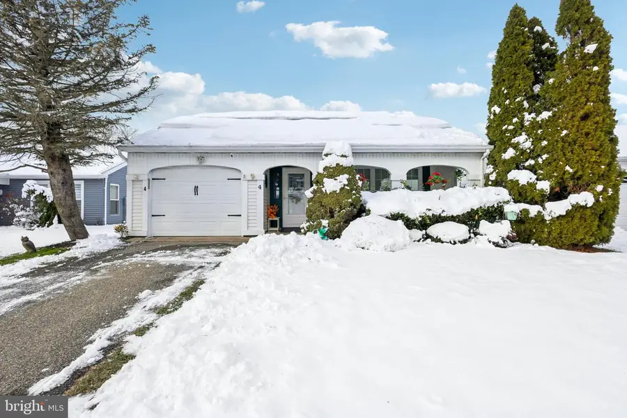 4 Harrogate La, Manchester Township, NJ 08759 - Image #2