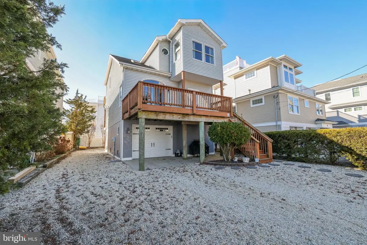 18 W 16th St, Long Beach, NJ 08008 - Image #1