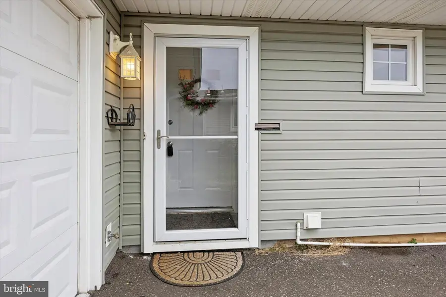 24 Clay Cir, Brick, NJ 08724 - Image #3