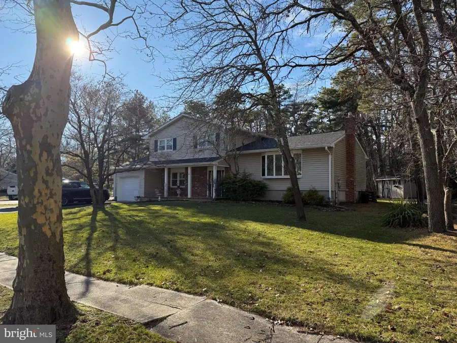 4 Cambridge Ct, Toms River, NJ 08753 - Image #3
