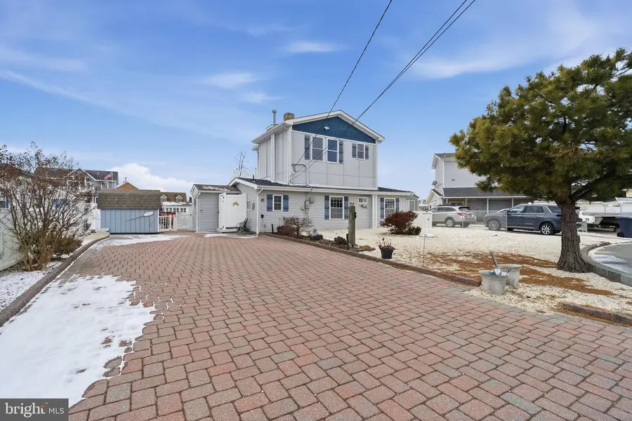 43 Lawrence Drive, Manahawkin, NJ 08050 - Image #3