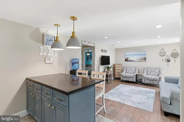 111 18th St #2, SHIP BOTTOM, NJ 08008