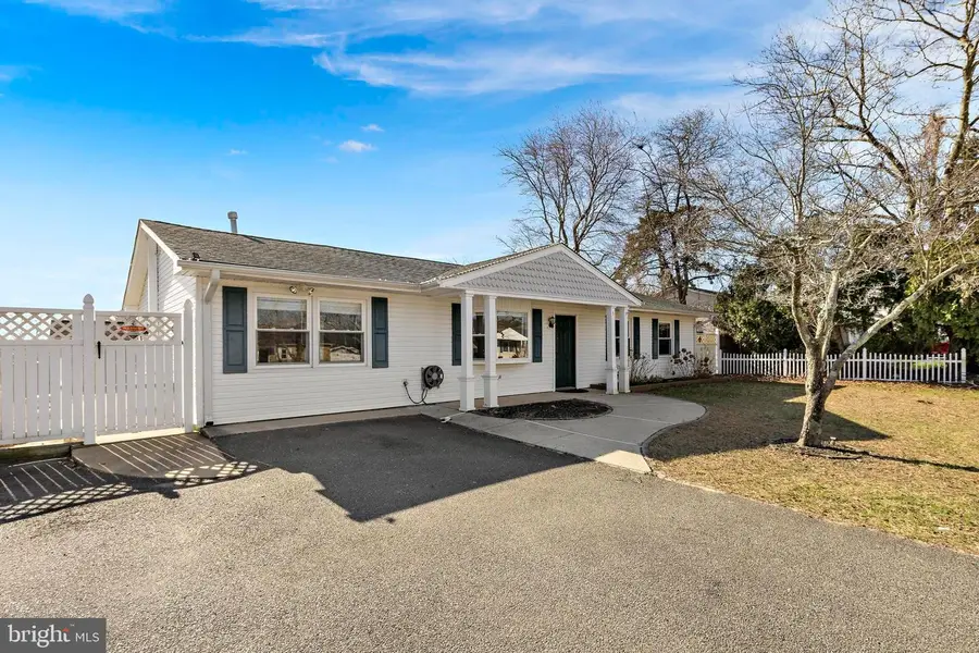 5 Fresno St, Barnegat, NJ 08005 - #2